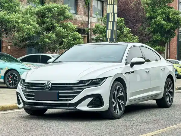 Volkswagen CC 2025