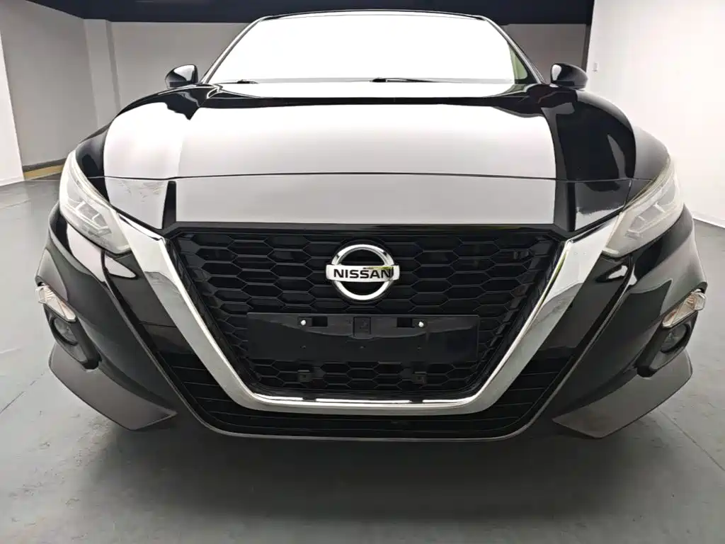 Nissan Teana 2022