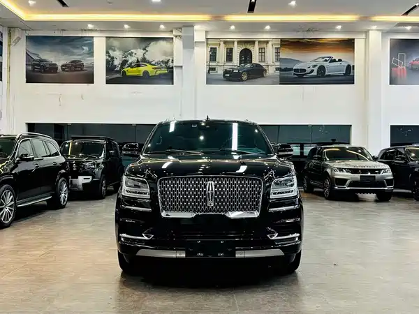 Lincoln Navigator 2020