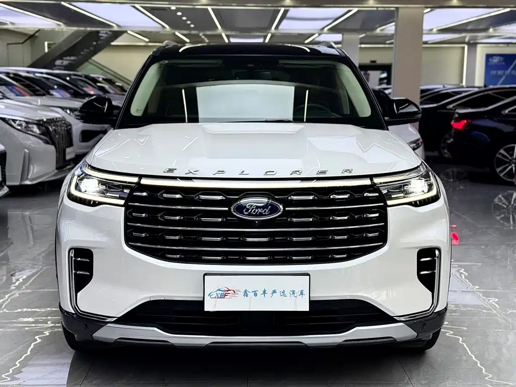 Ford Explorer 2024 — фото 2