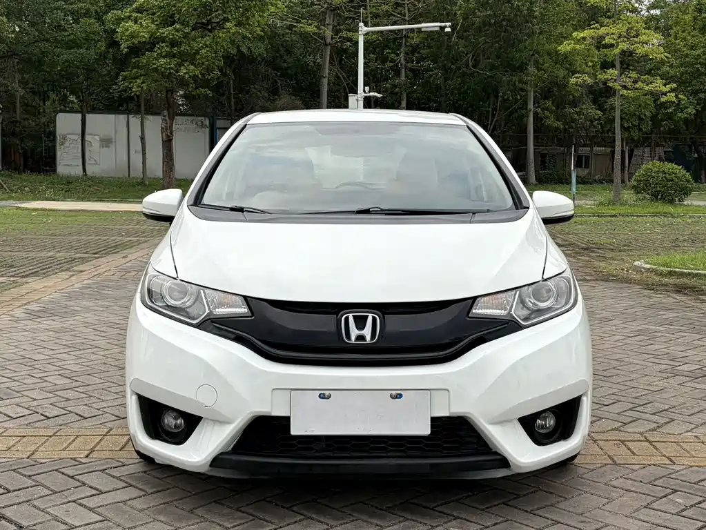 Honda Fit 2016 — фото 2