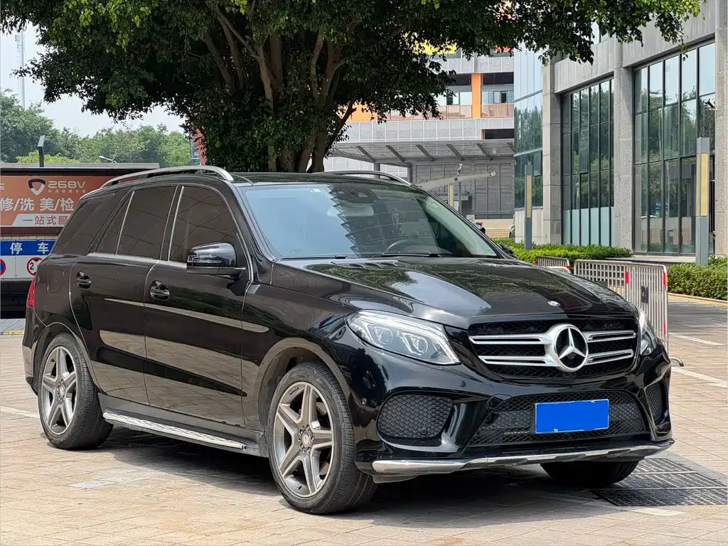 Mercedes-Benz GLE 2016 — фото 3