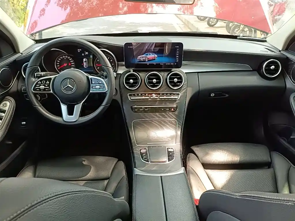 Mercedes-Benz C-Class 2019 — фото 10