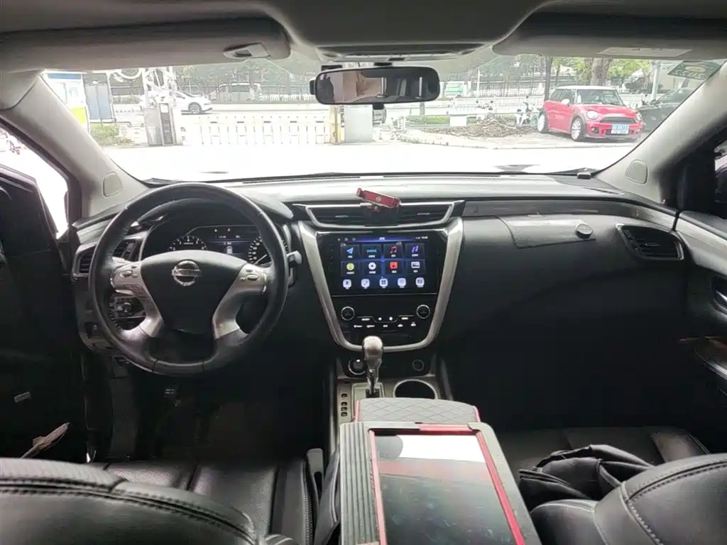 Nissan Murano 2018 — фото 10