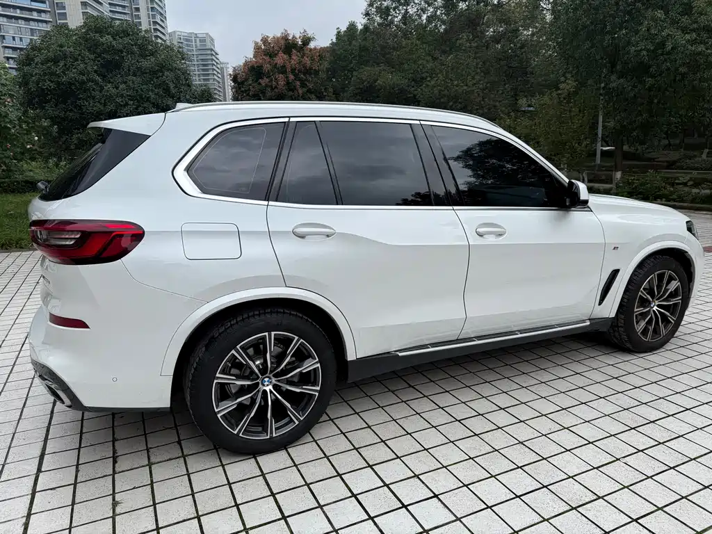 BMW X5 2020 — фото 10