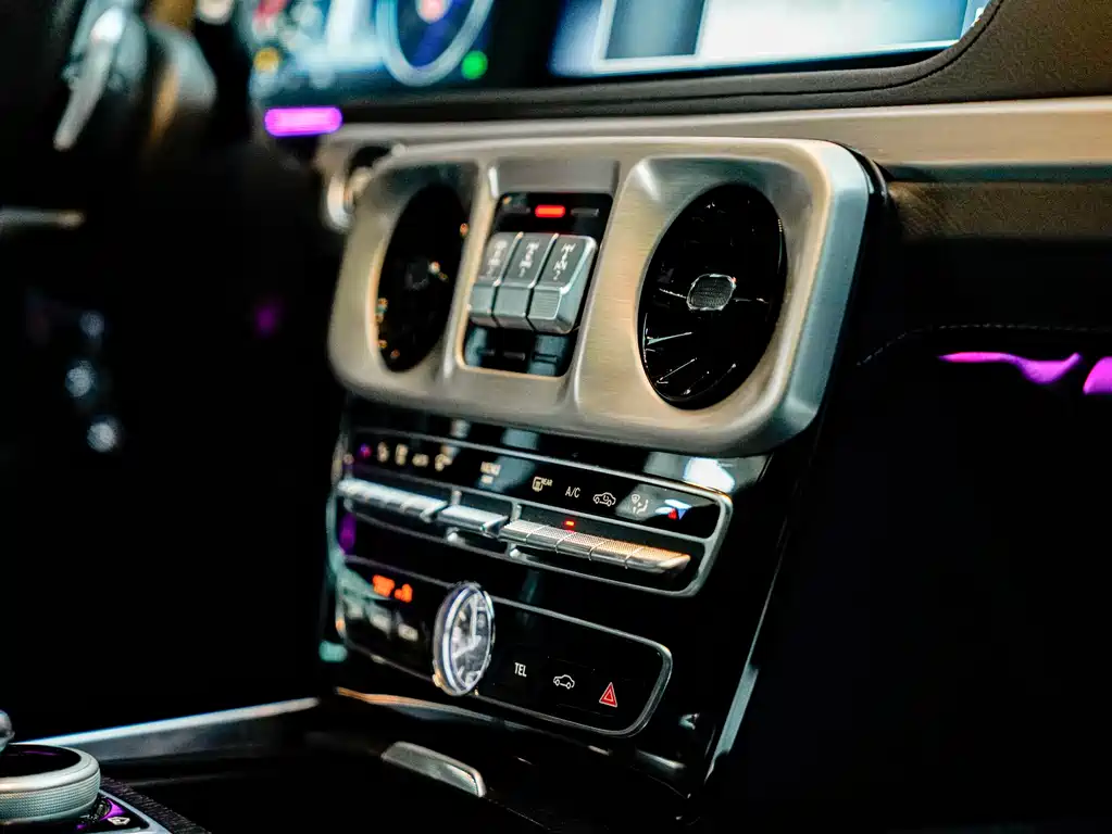 Mercedes-Benz G-Class 2023 — фото 23