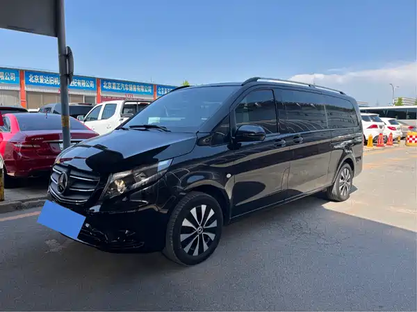 Mercedes-Benz Vito 2024