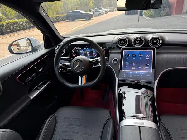 Mercedes-Benz GLC 2024
