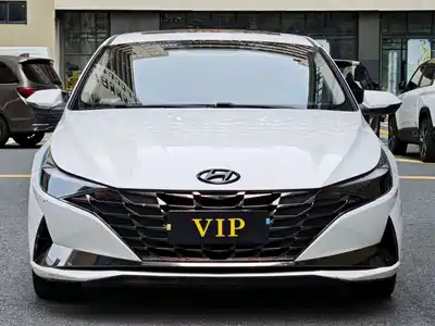 Hyundai Elantra 2023