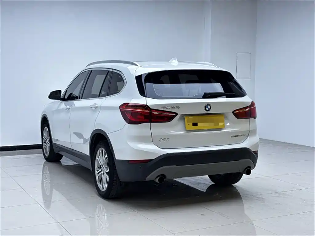 BMW X1 2019 — фото 5