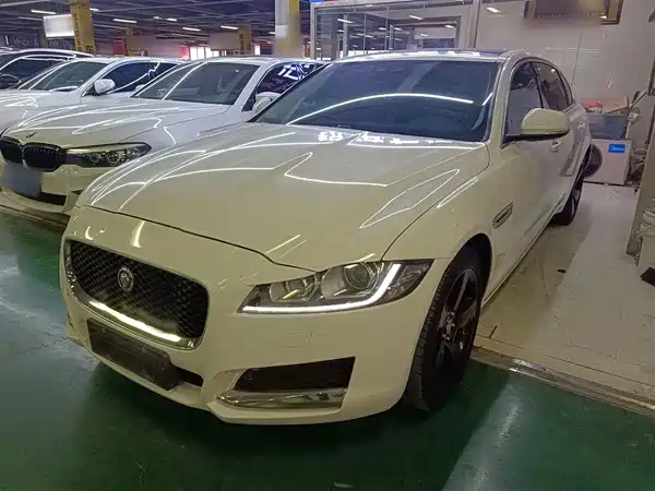 Jaguar XFL 2020