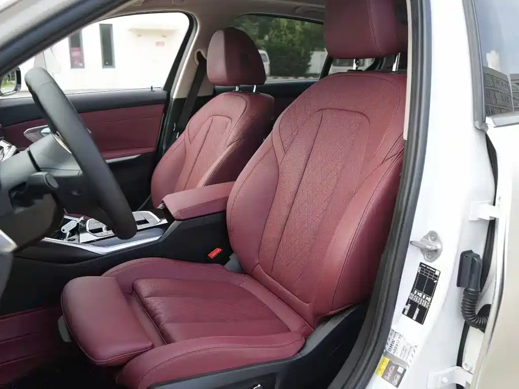 BMW i3 2024