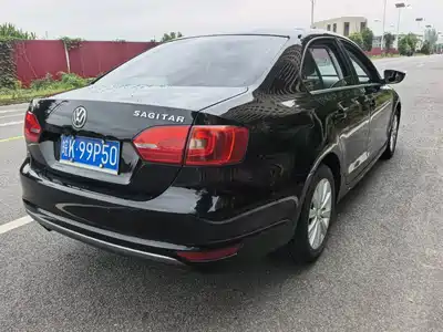 Volkswagen Sagitar 2014