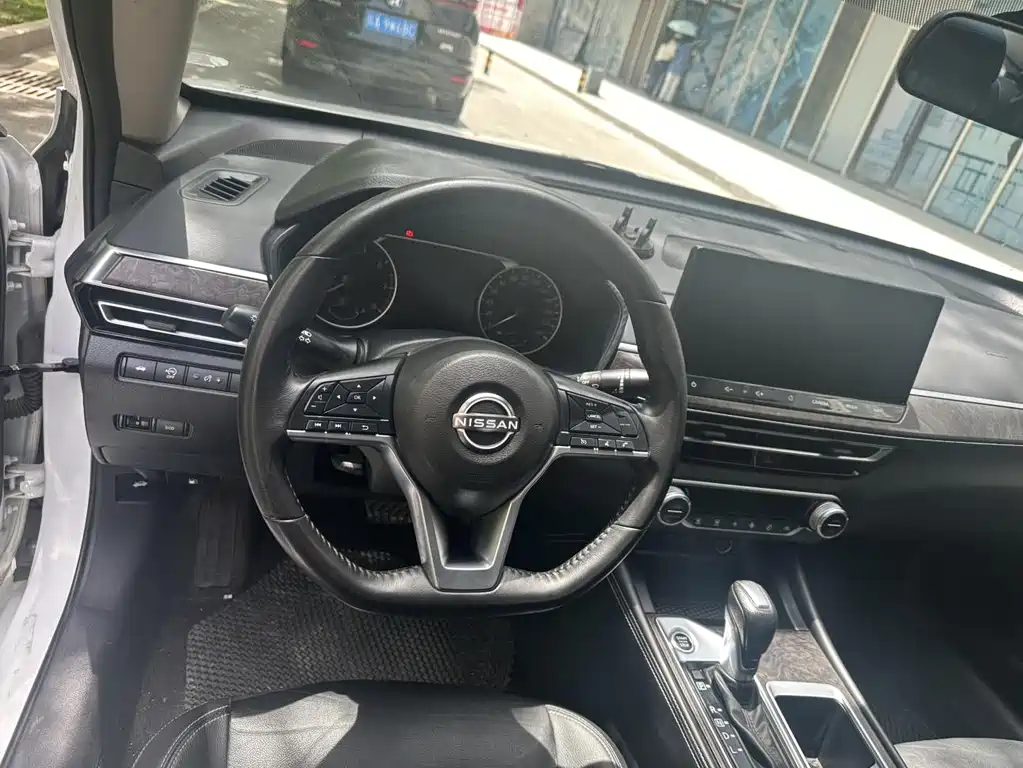 Nissan Teana 2023 — фото 10