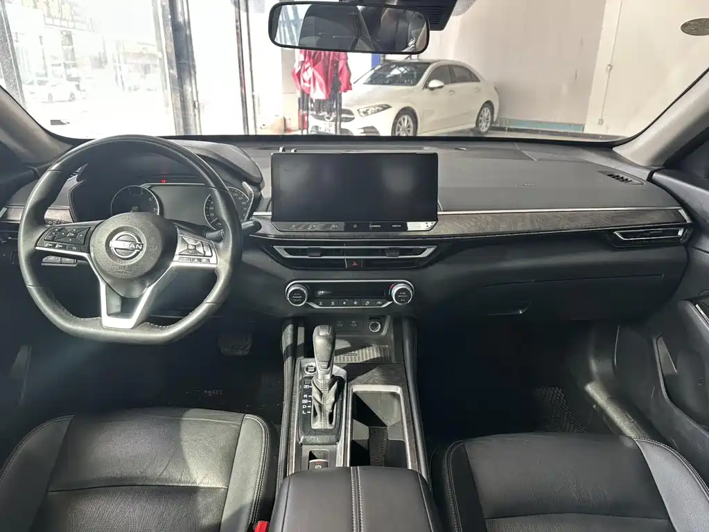 Nissan Teana 2023 — фото 14
