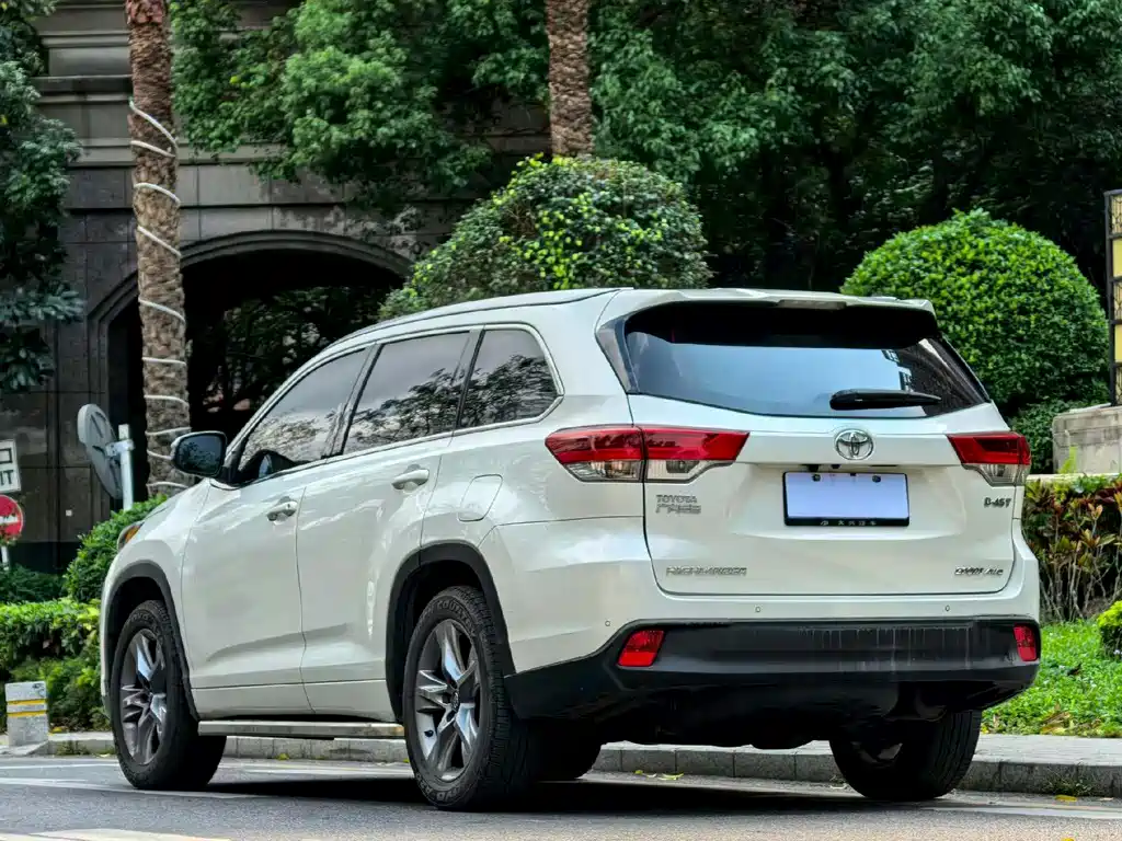Toyota Highlander 2019 — фото 3