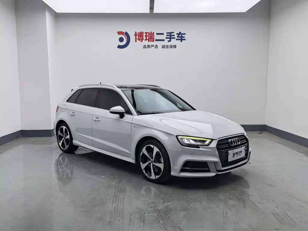 Audi A3 2019 — фото 3