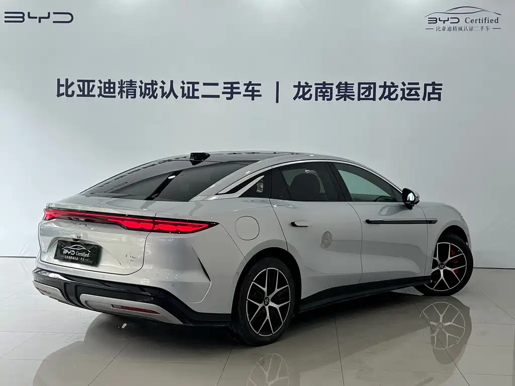 BYD Han L 2025 — фото 13