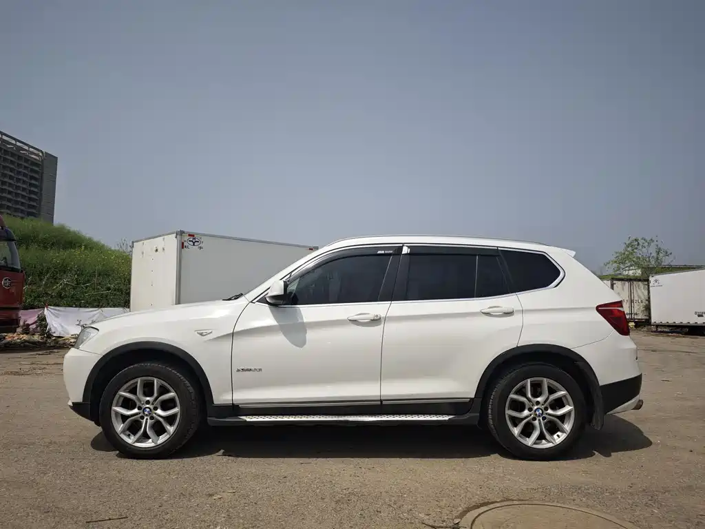 BMW X3 2012 — фото 13