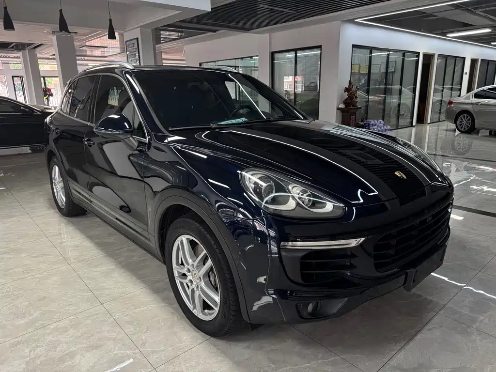 Porsche Cayenne 2017 — фото 3