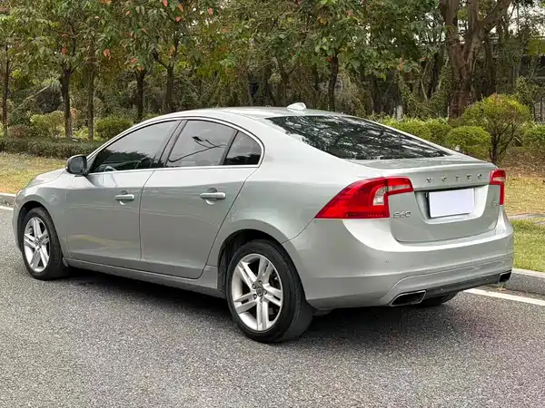 Volvo S60 2014