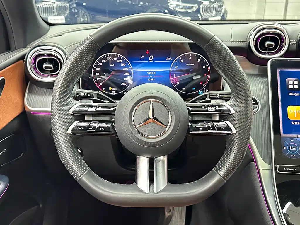 Mercedes-Benz GLC 2025 — фото 17