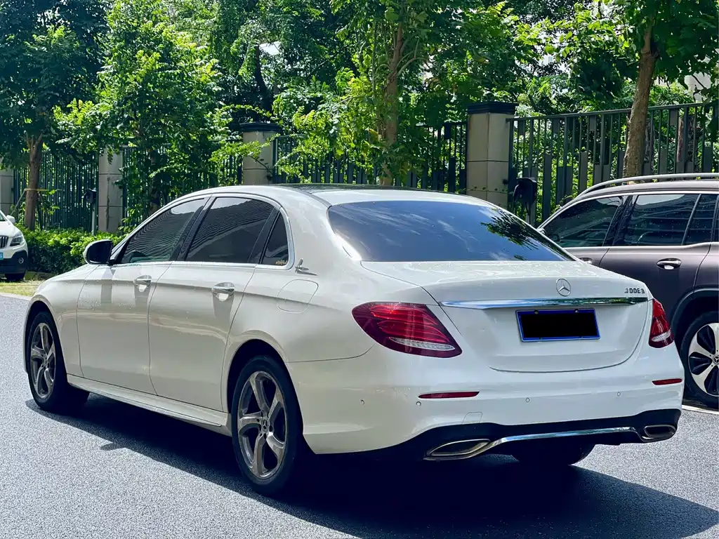 Mercedes-Benz E-Class 2018