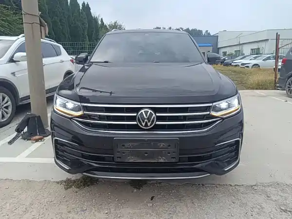 Volkswagen Tiguan L 2023