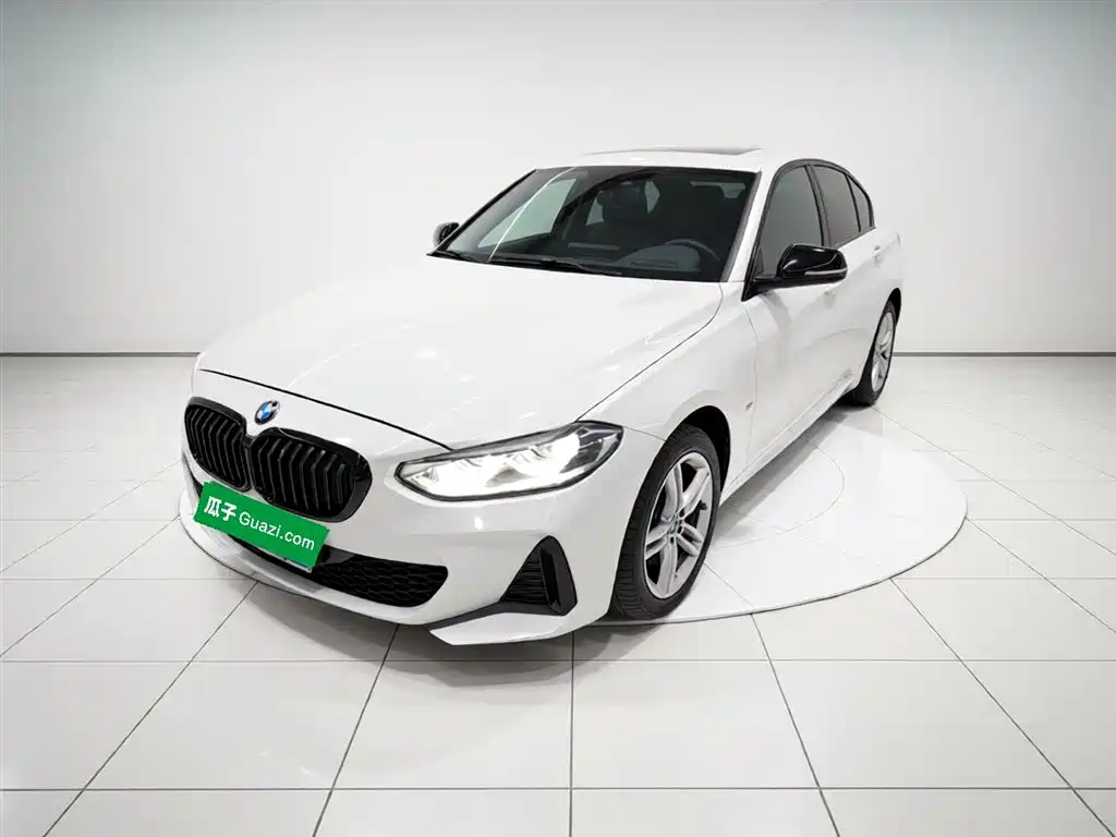 BMW 1 Series 2021 — фото 2