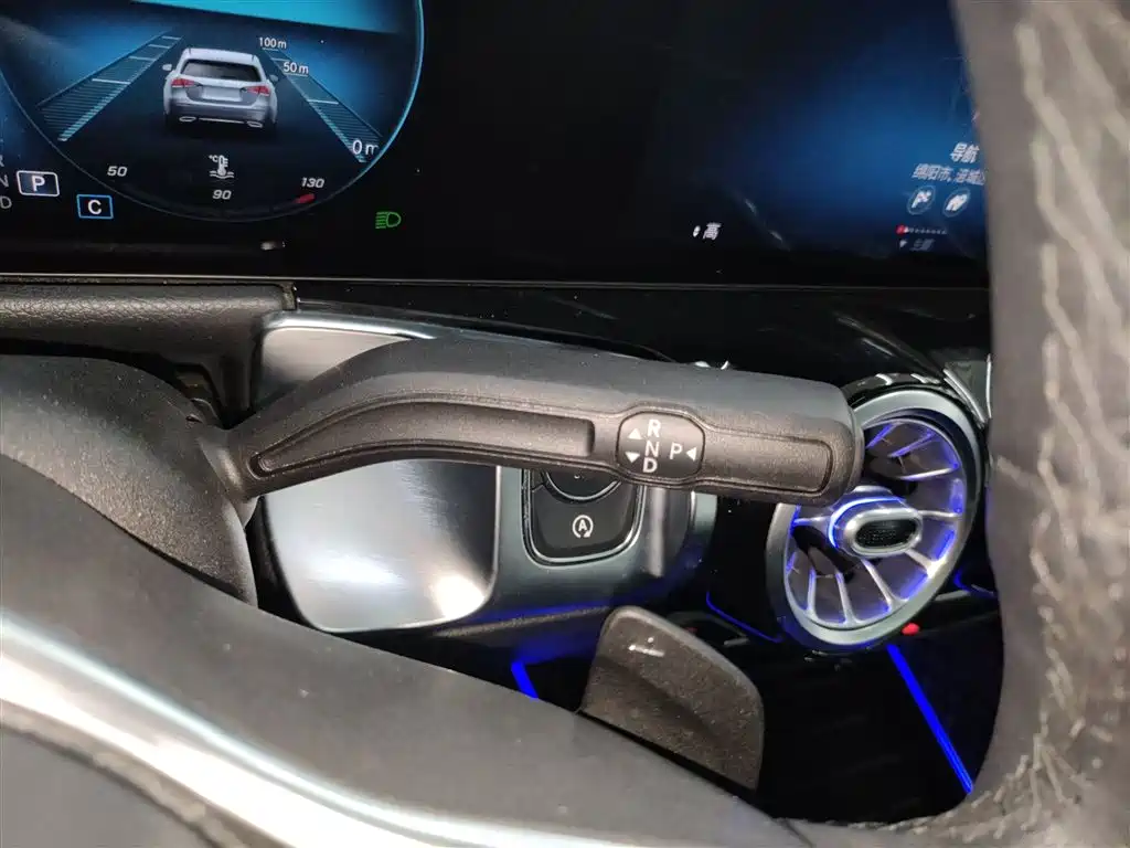 Mercedes-Benz GLB 2021 — фото 14