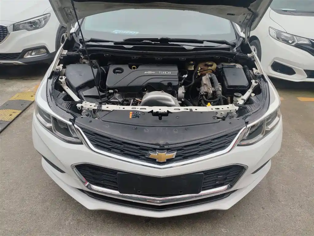 Chevrolet Cruze 2018 — фото 20