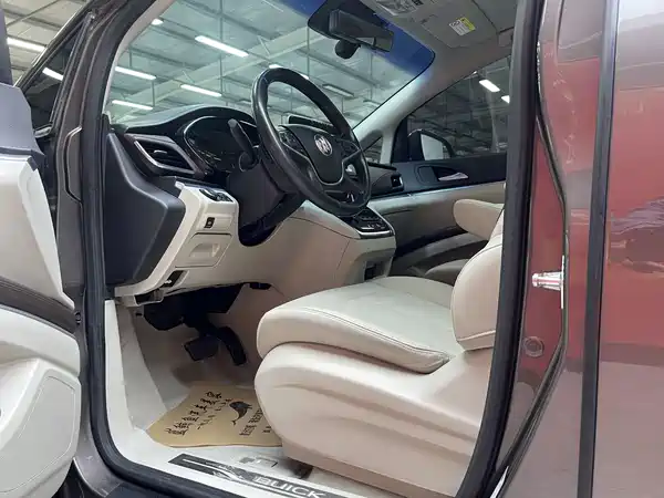 Buick GL8 2020