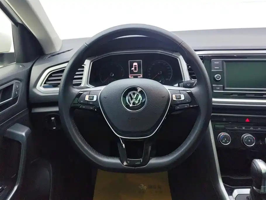 Volkswagen T-Roc 2019 — фото 15