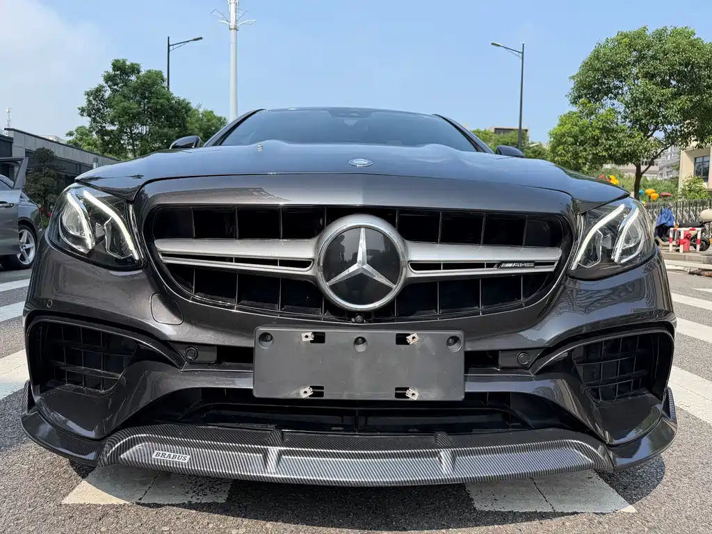 Mercedes-Benz E-Class 2018 — фото 12
