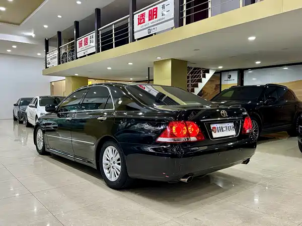Toyota Crown 2007