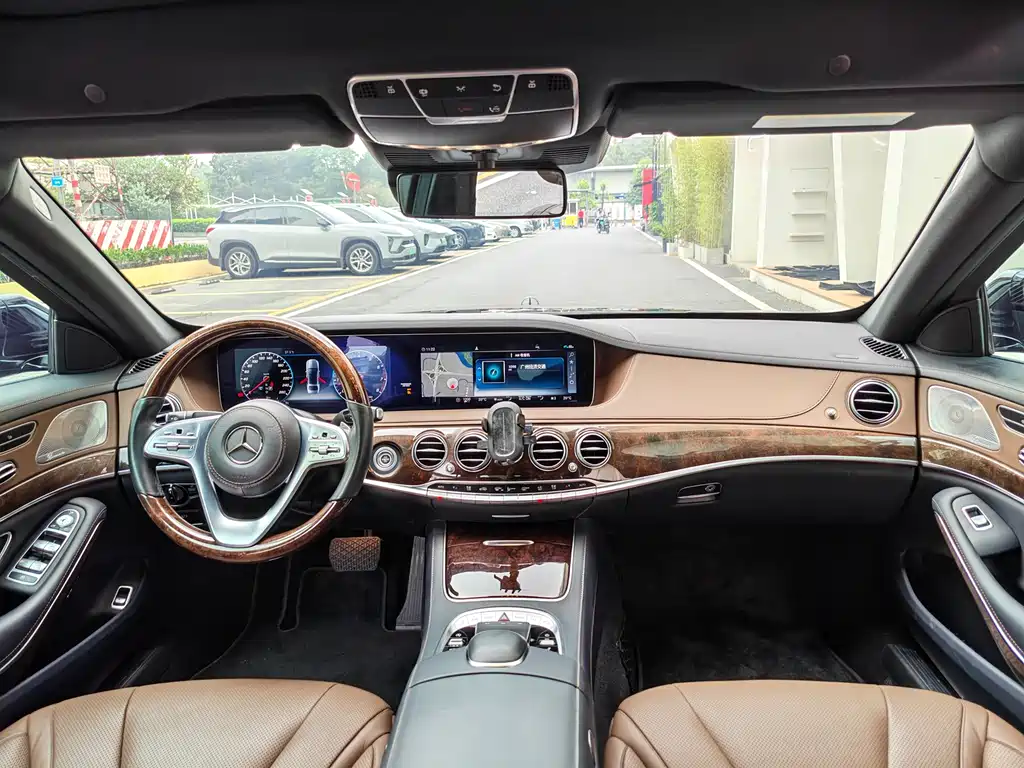 Mercedes-Benz S-Class 2019 — фото 13
