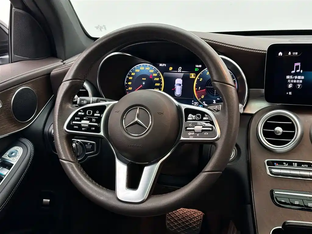 Mercedes-Benz GLC 2022 — фото 12