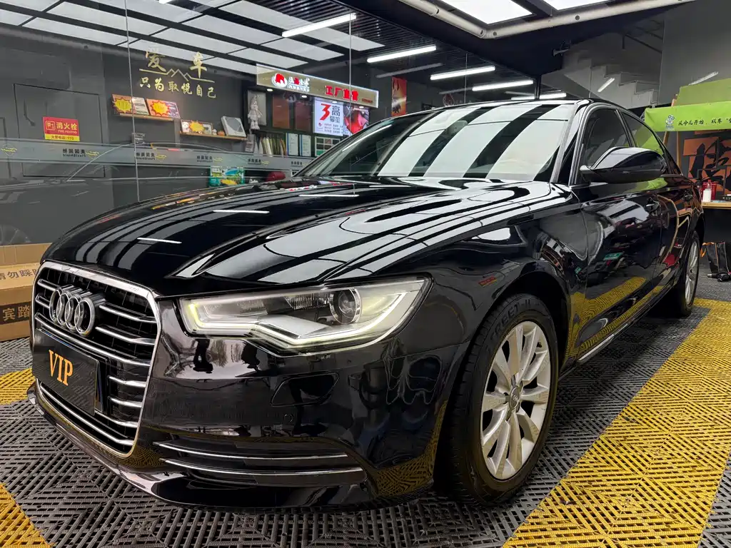 Audi A6L 2015 — фото 1