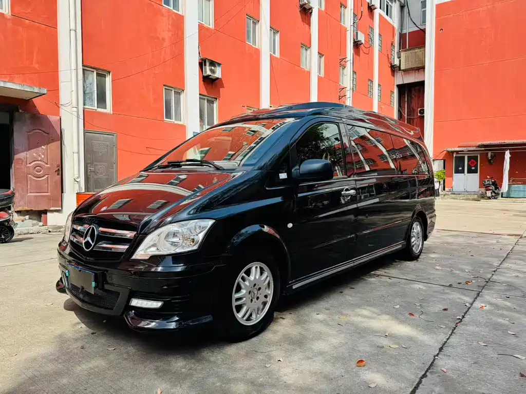 Mercedes-Benz Vito 2015 — фото 1