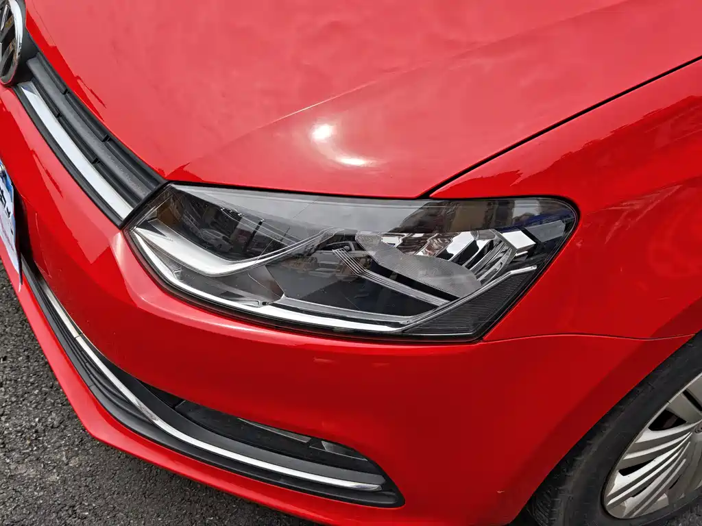 Volkswagen Polo 2017 — фото 15