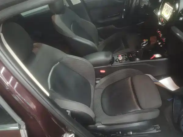 MINI Clubman 2016