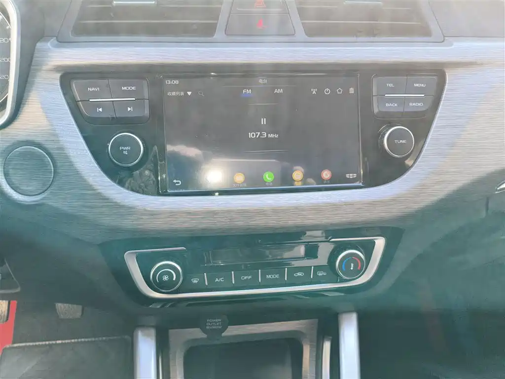 Geely Vision X3 2019 — фото 13