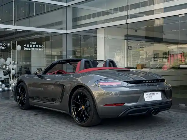 Porsche 718 2025