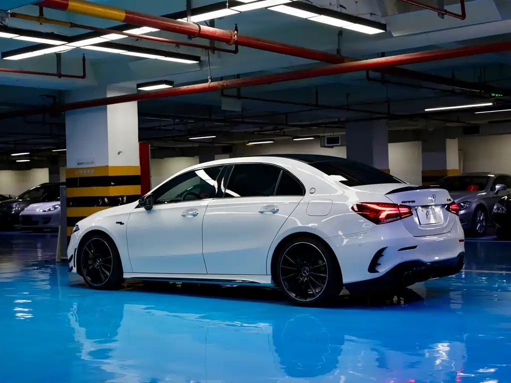 Mercedes-Benz A-Class AMG 2021 — фото 3