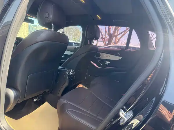 Mercedes-Benz GLC 2021