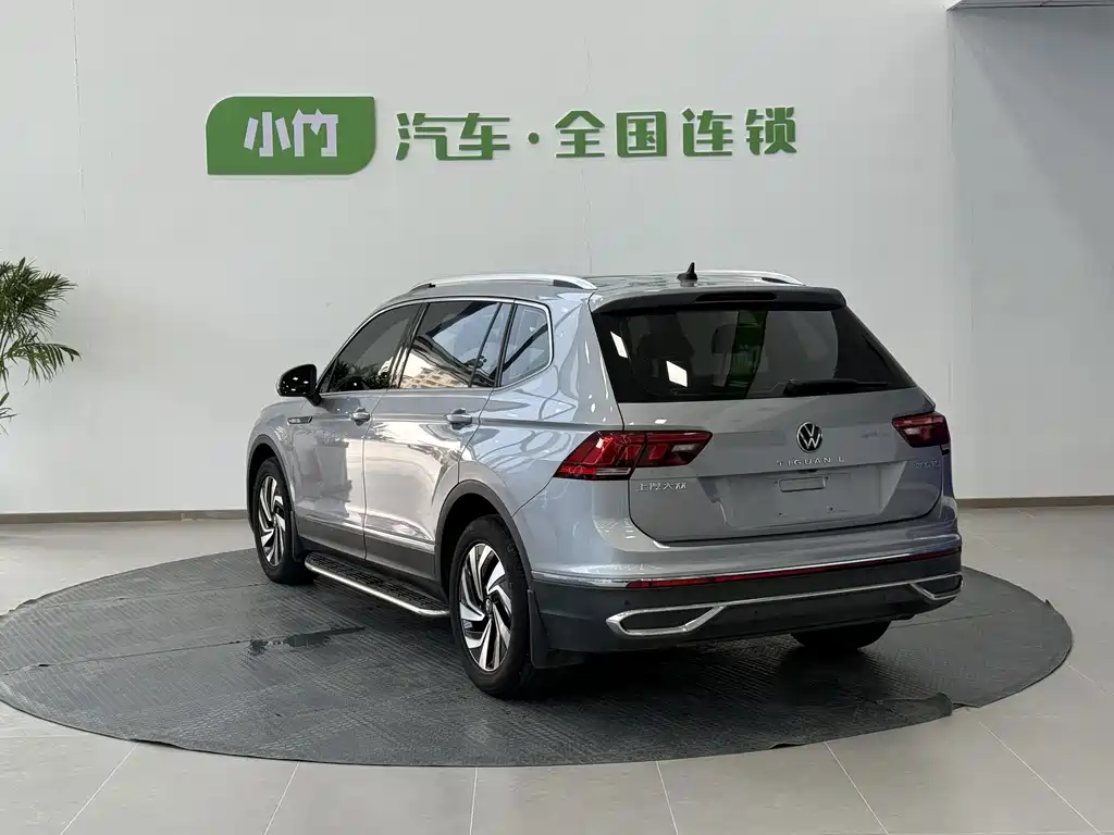 Volkswagen Tiguan L 2023 — фото 4