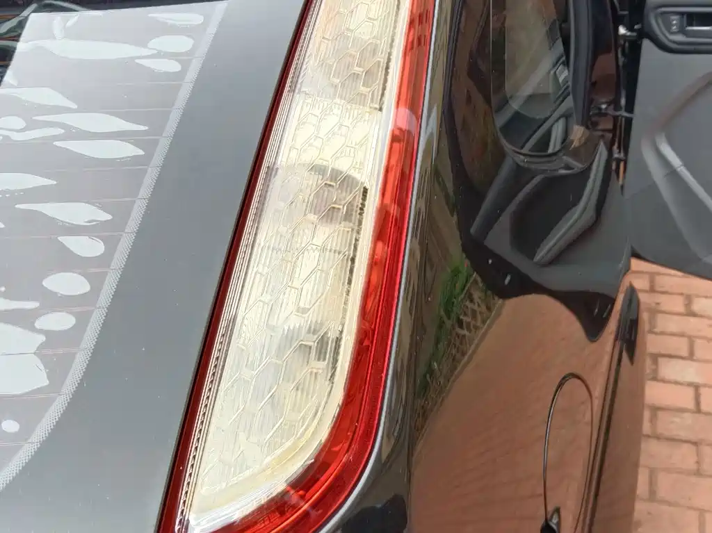 Ford Focus 2013 — фото 15
