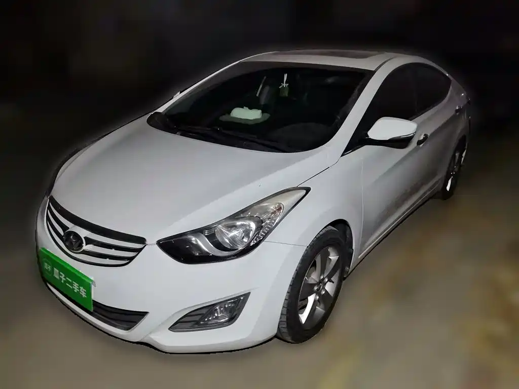 Hyundai Elantra Langdong 2014 — фото 1