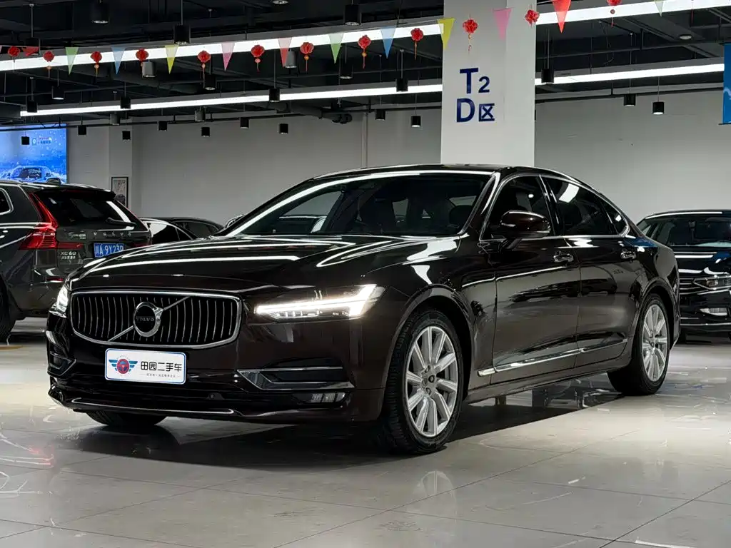 Volvo S90 2019 — фото 1