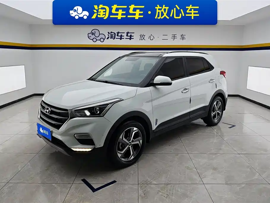Hyundai ix25 2018 — фото 1